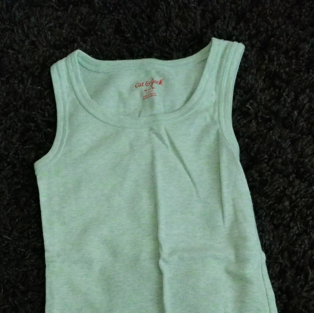 Cat & Jack t shirt